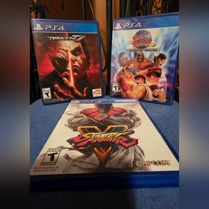 PS4 Game Bundle Tekken 7, Street Fighter V & sealed 30th Anniversary Collection